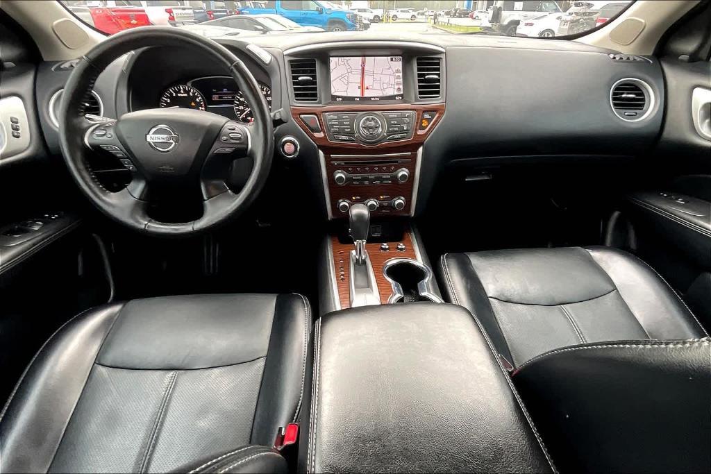 used 2020 Nissan Pathfinder car, priced at $22,333