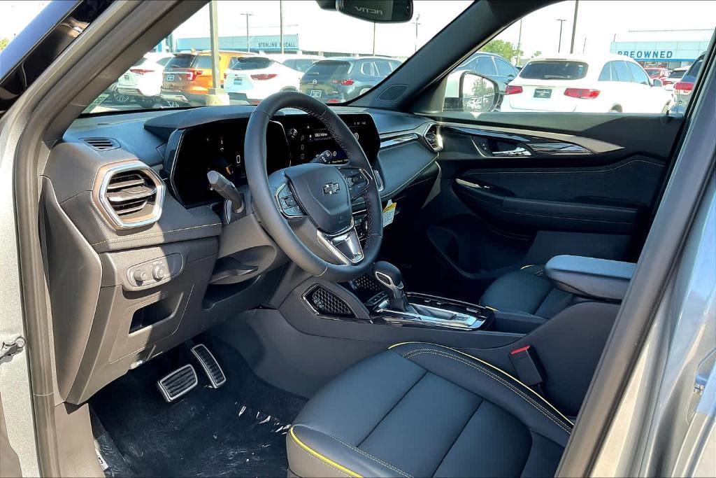 new 2025 Chevrolet TrailBlazer car, priced at $32,325