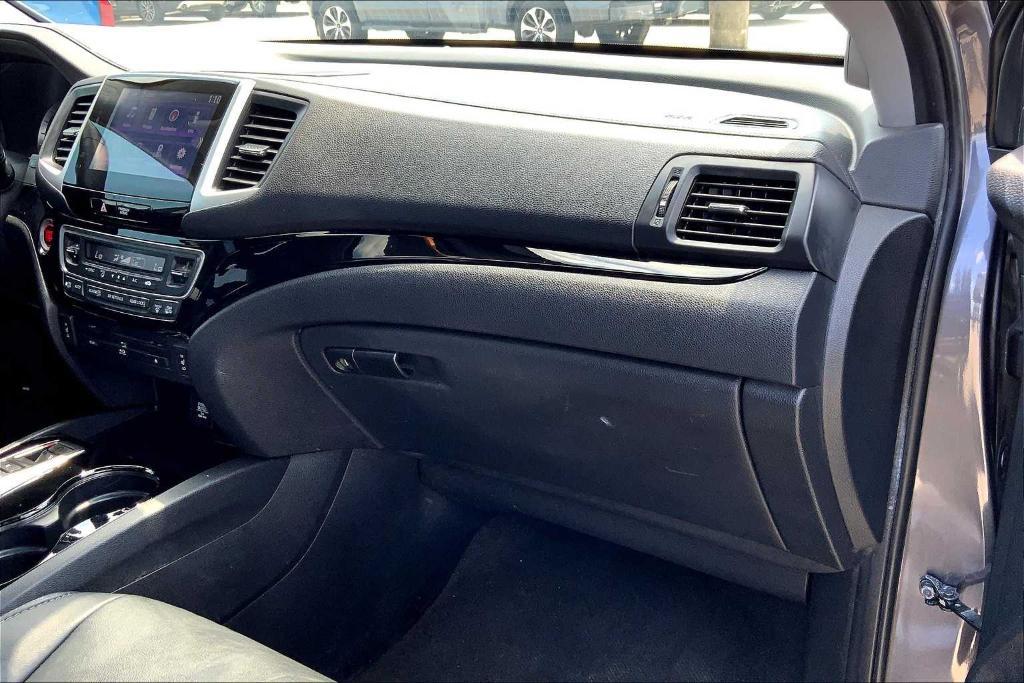 used 2017 Honda Pilot car, priced at $17,383