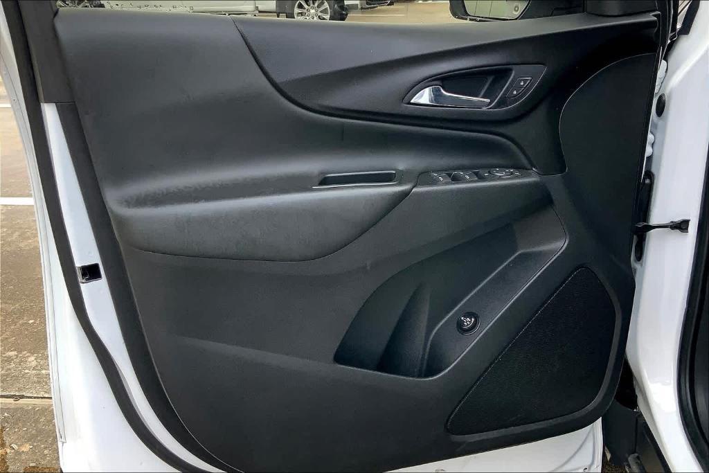 used 2021 Chevrolet Equinox car, priced at $17,585