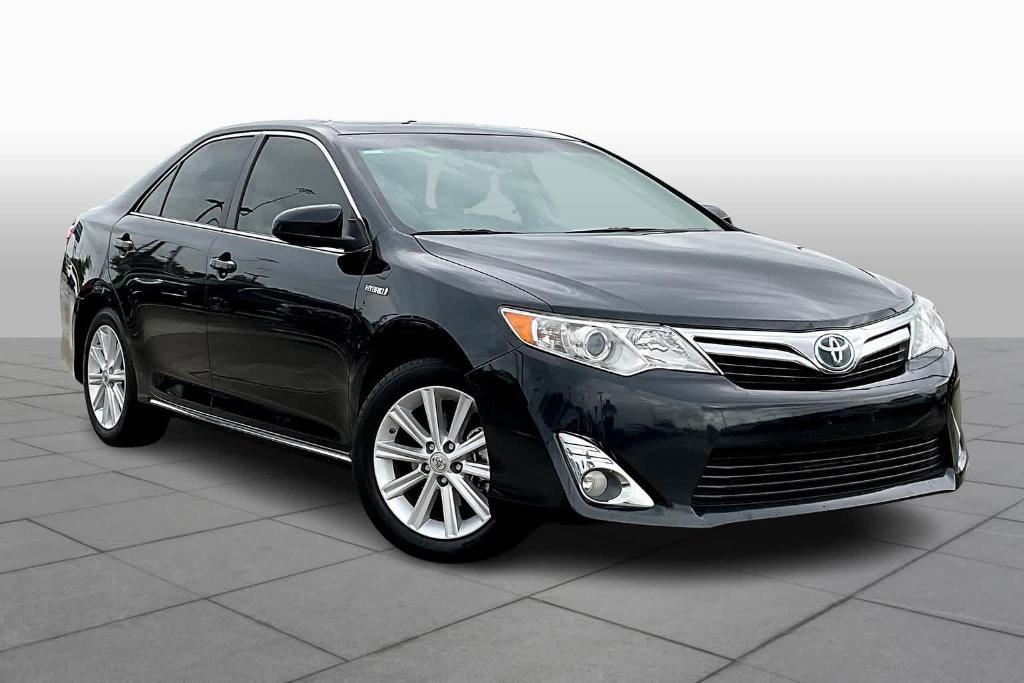 used 2013 Toyota Camry Hybrid car, priced at $15,424