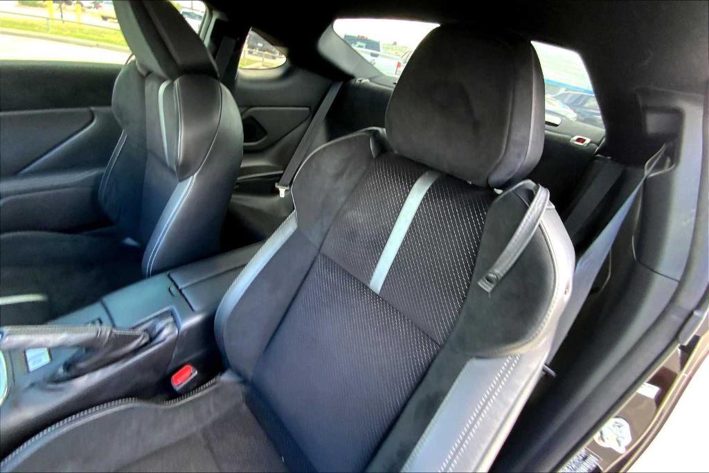 used 2024 Toyota GR86 car, priced at $30,998