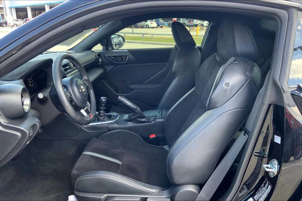 used 2024 Toyota GR86 car, priced at $30,998