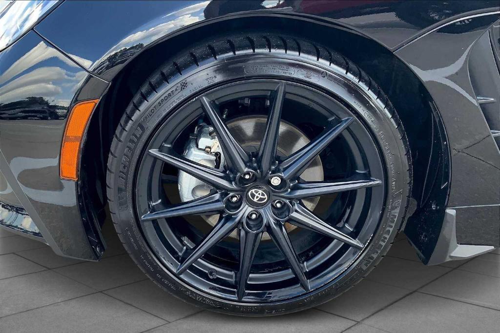 used 2024 Toyota GR86 car, priced at $30,998