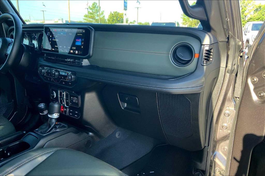 used 2024 Jeep Gladiator car, priced at $45,998