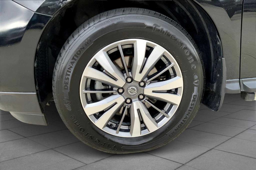used 2019 Nissan Pathfinder car, priced at $8,989