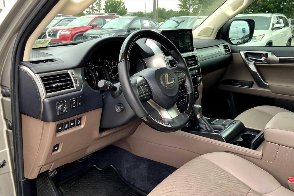 used 2022 Lexus GX 460 car, priced at $51,998