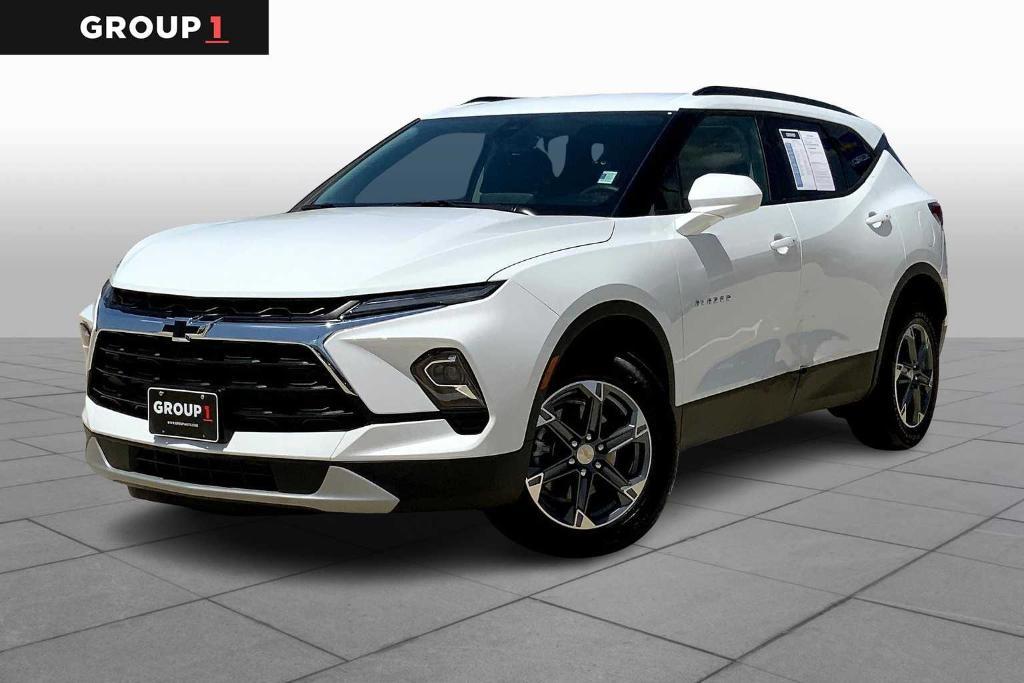 used 2025 Chevrolet Blazer car, priced at $26,998