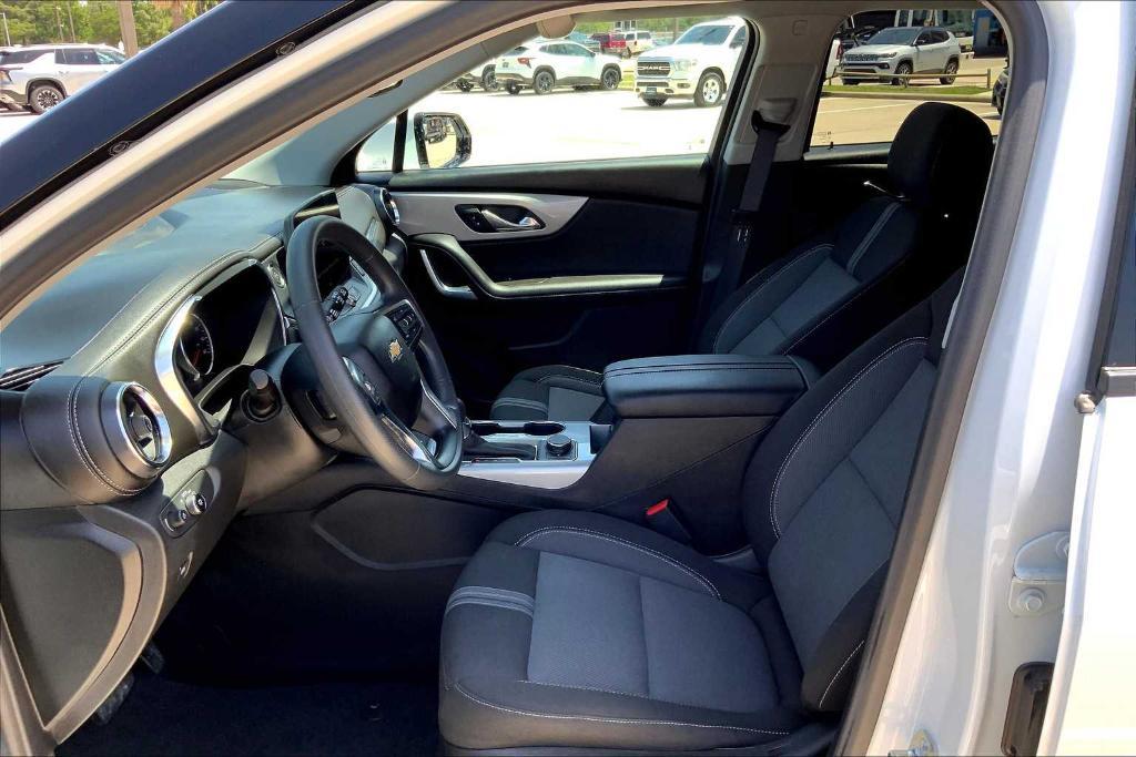 used 2025 Chevrolet Blazer car, priced at $26,998