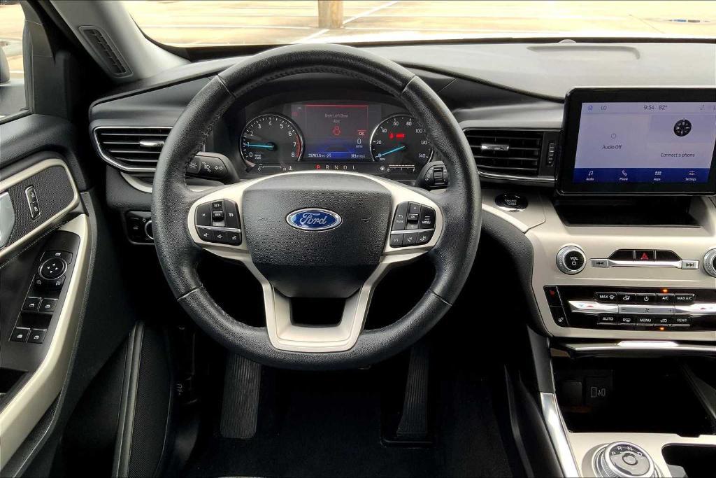 used 2024 Ford Explorer car, priced at $33,333