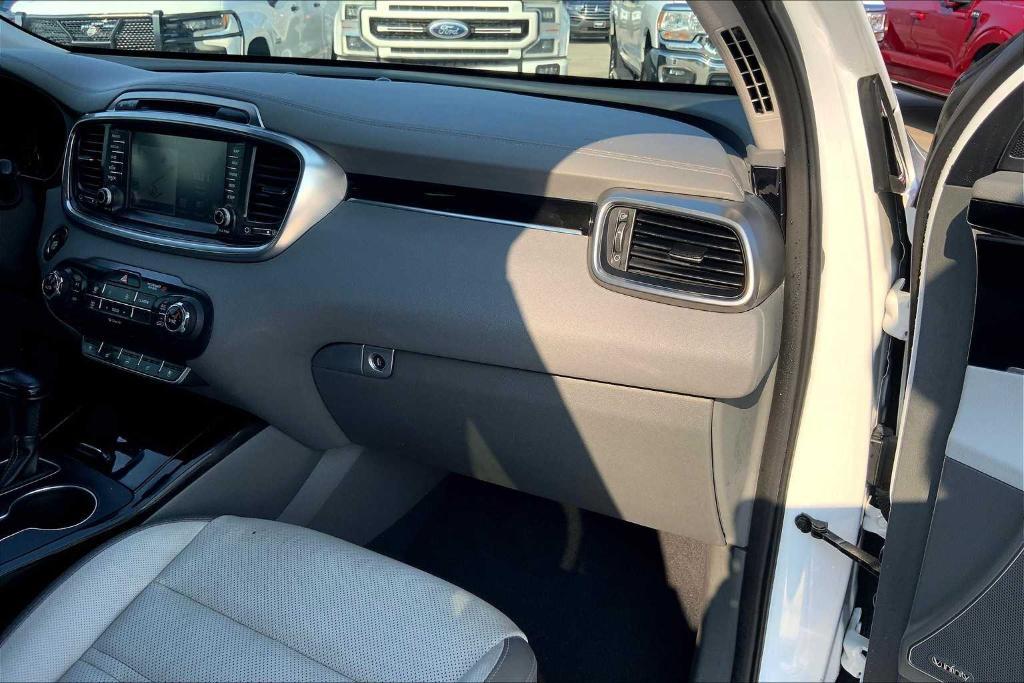 used 2018 Kia Sorento car, priced at $14,847