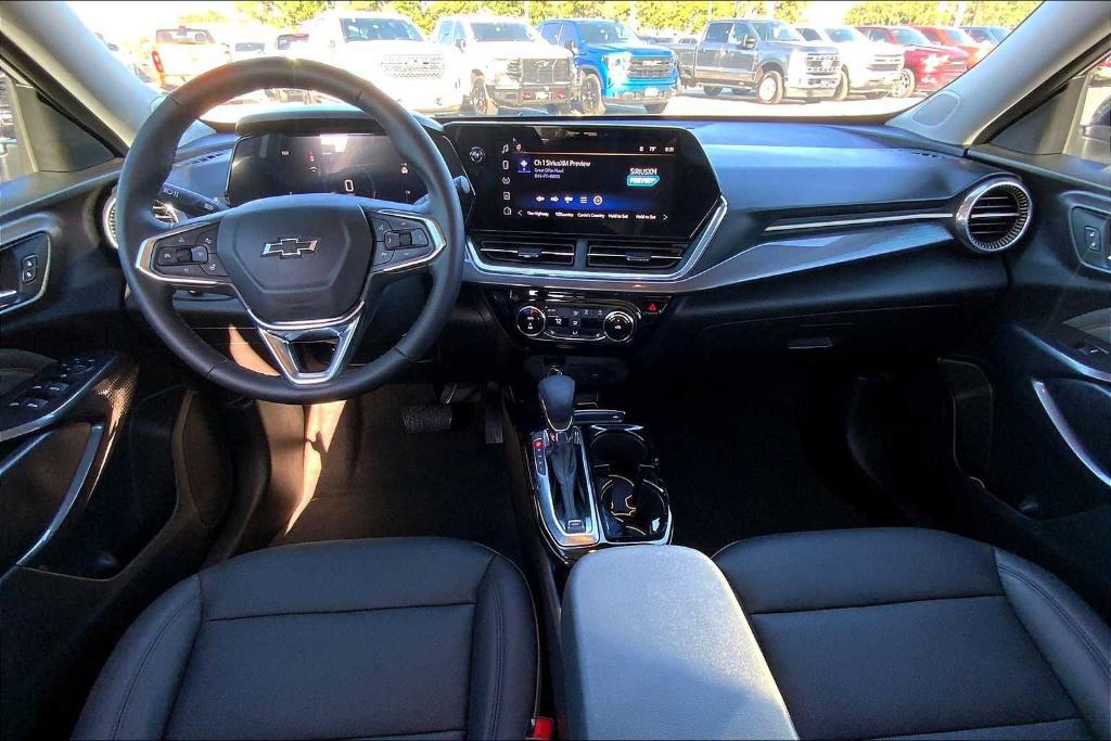 used 2025 Chevrolet Trax car, priced at $23,998