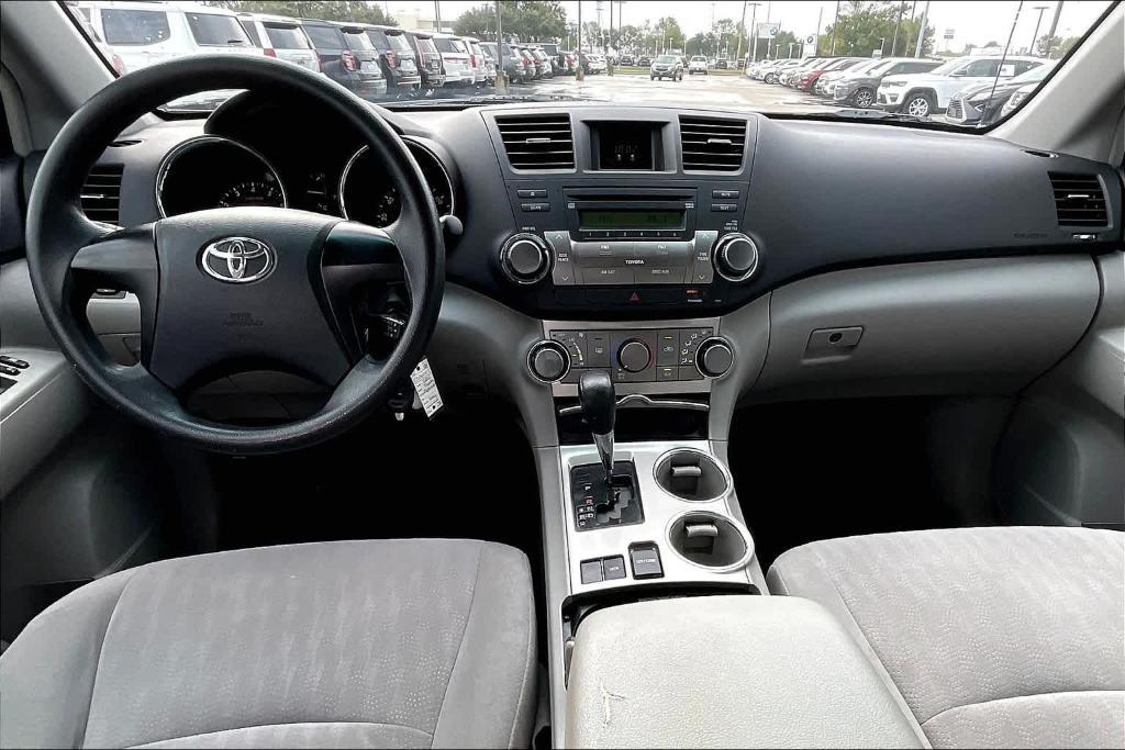 used 2012 Toyota Highlander car, priced at $11,595