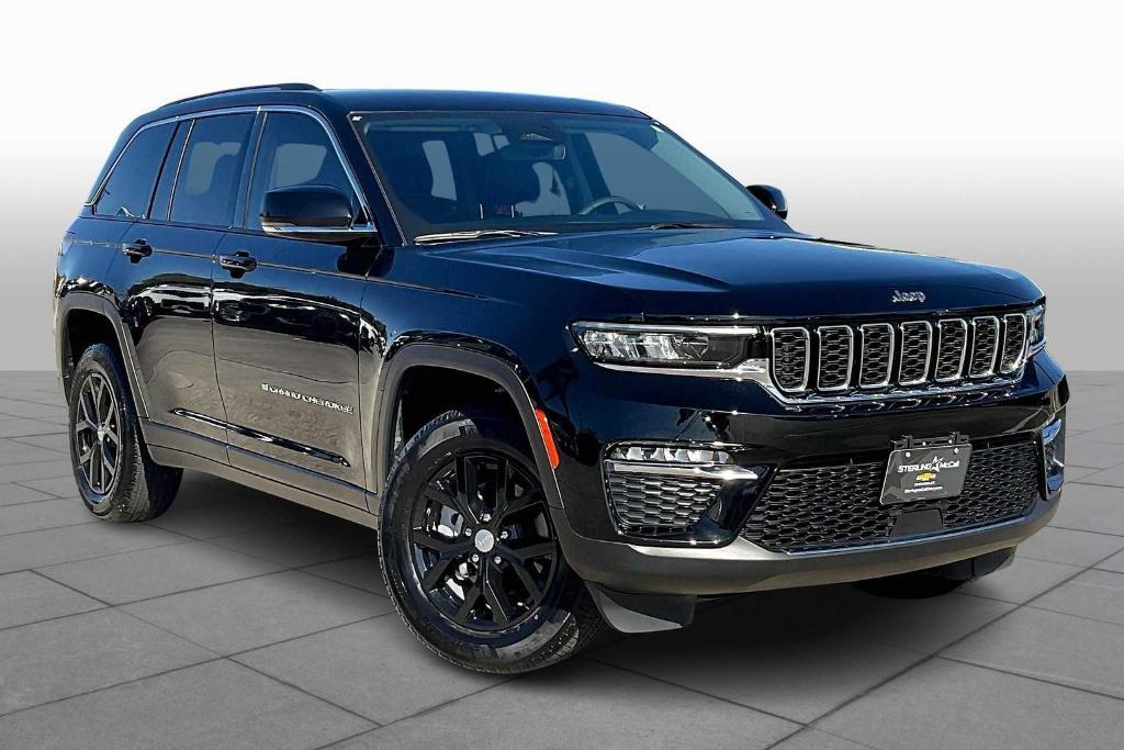 used 2023 Jeep Grand Cherokee car, priced at $32,178