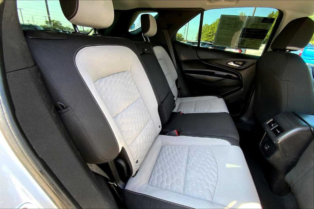 used 2022 Chevrolet Equinox car, priced at $15,354
