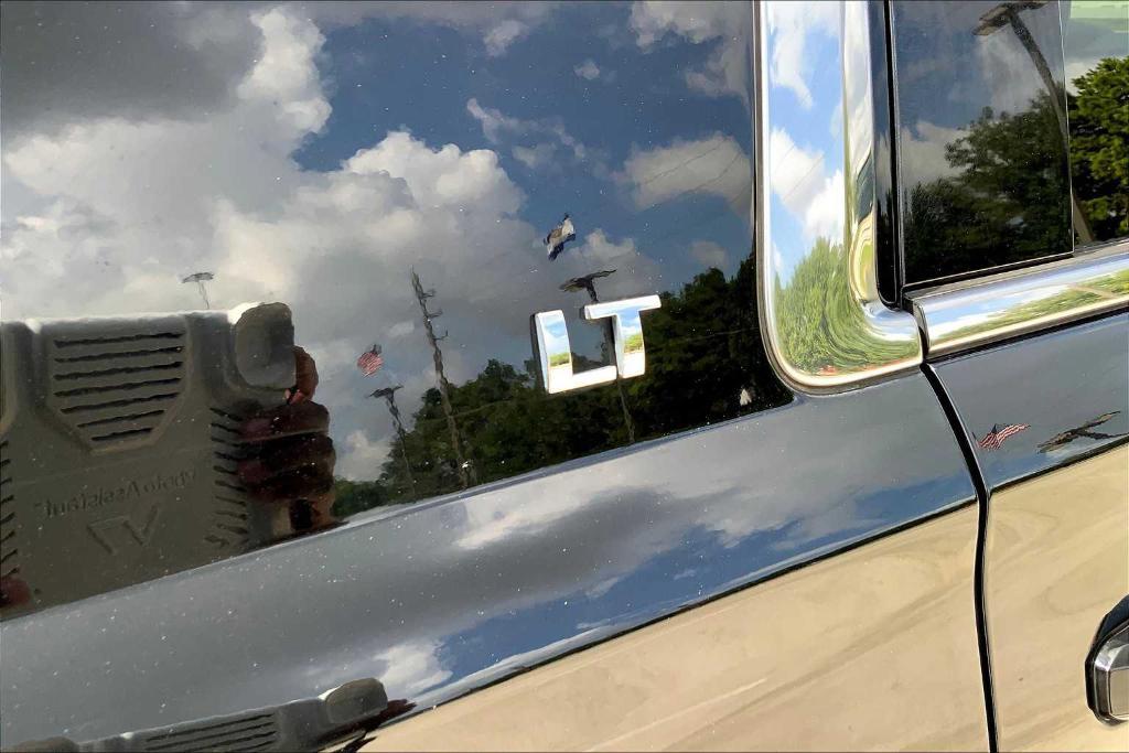 used 2019 Chevrolet Suburban car, priced at $24,998