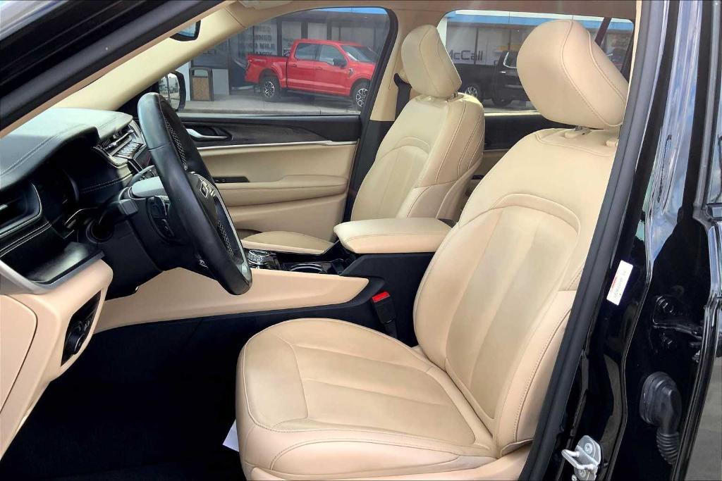 used 2021 Jeep Grand Cherokee L car, priced at $29,581