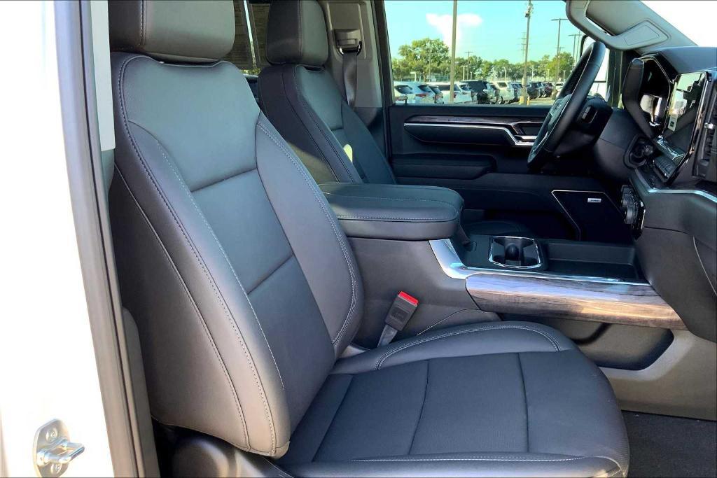 used 2025 Chevrolet Silverado 2500 car, priced at $68,995