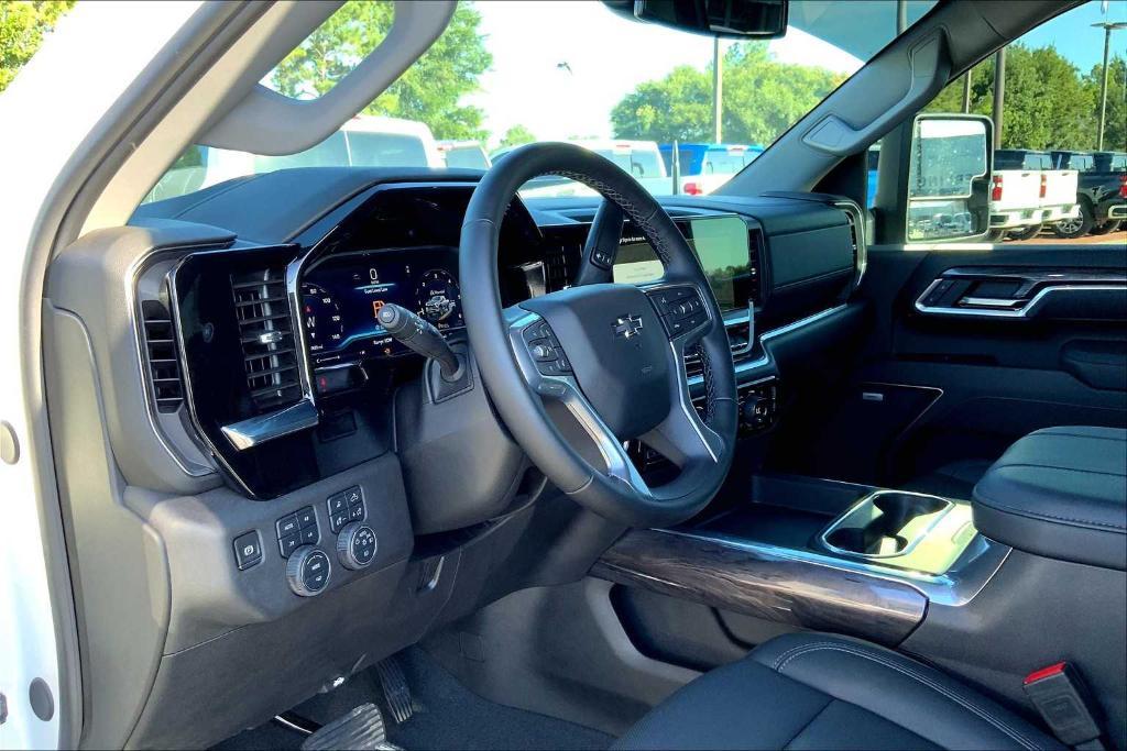 used 2025 Chevrolet Silverado 2500 car, priced at $68,995