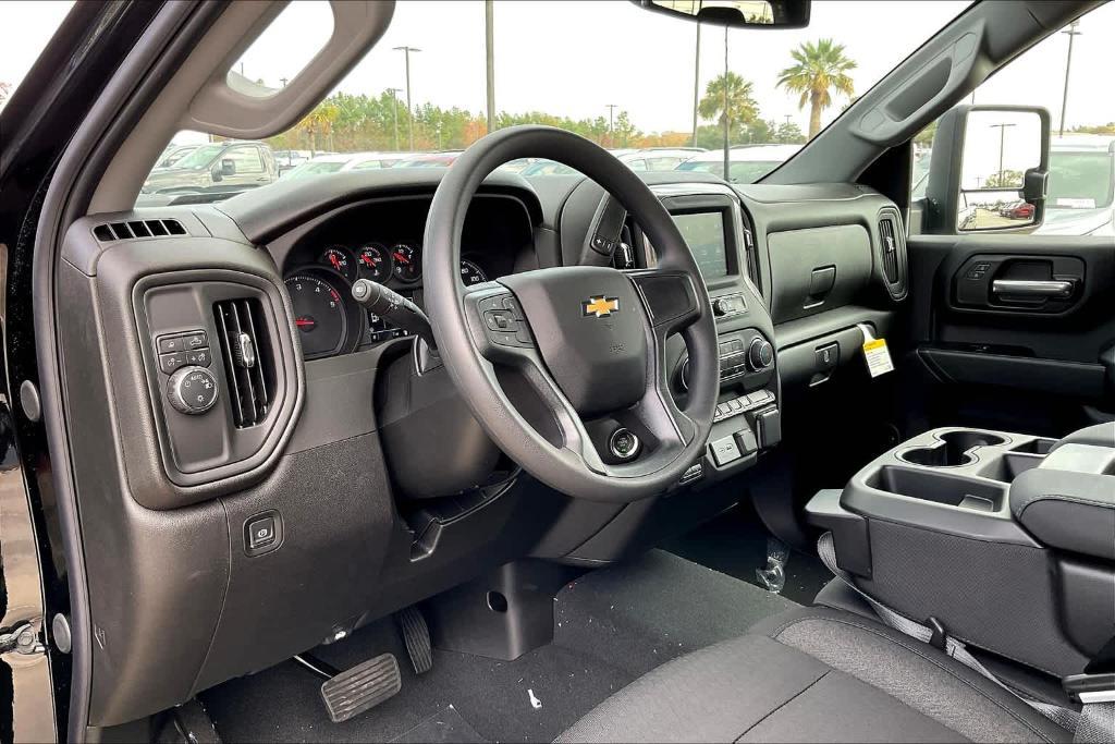 new 2025 Chevrolet Silverado 2500 car, priced at $59,944