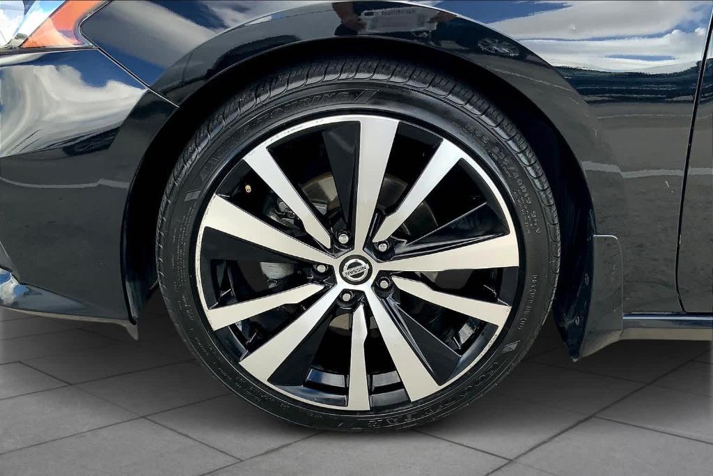 used 2020 Nissan Altima car