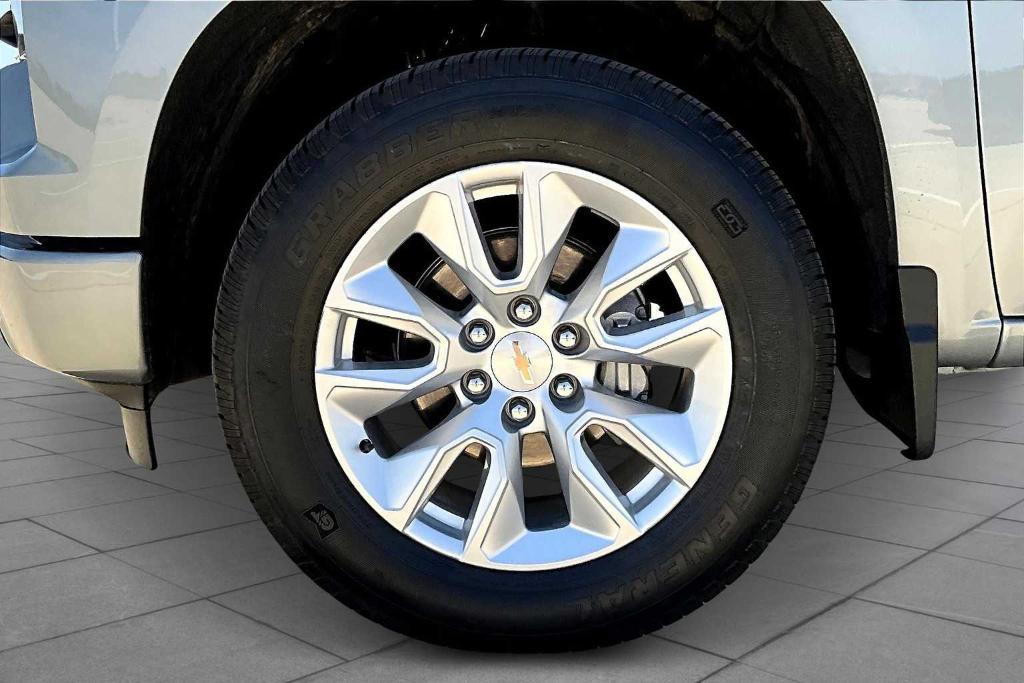 used 2025 Chevrolet Silverado 1500 car, priced at $36,998
