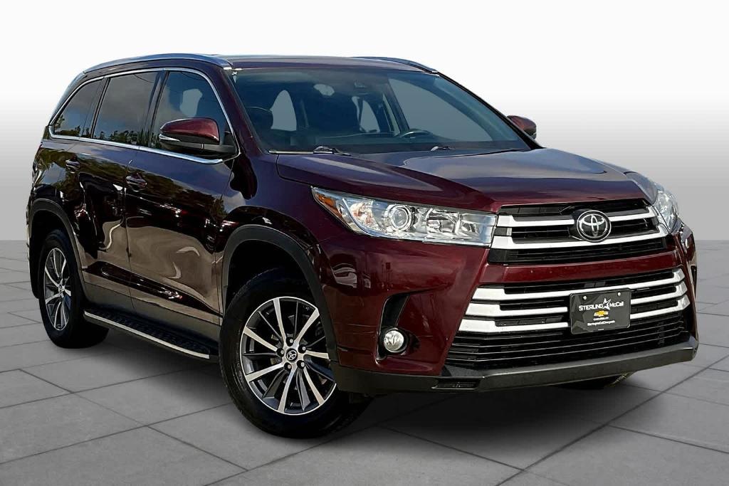 used 2019 Toyota Highlander car, priced at $24,658