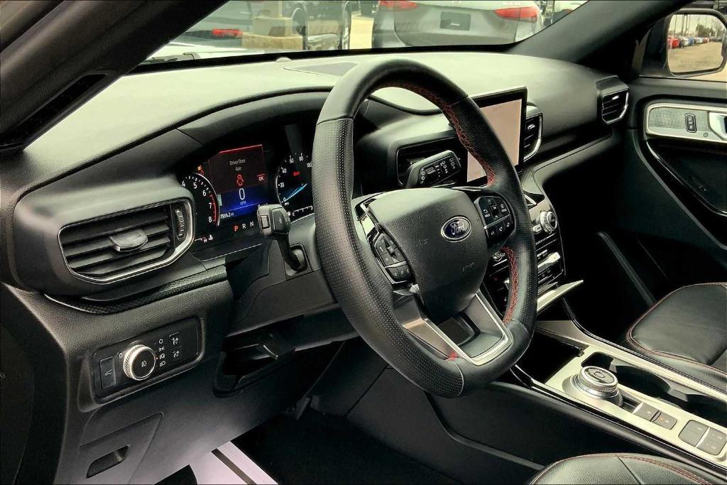 used 2022 Ford Explorer car, priced at $29,998