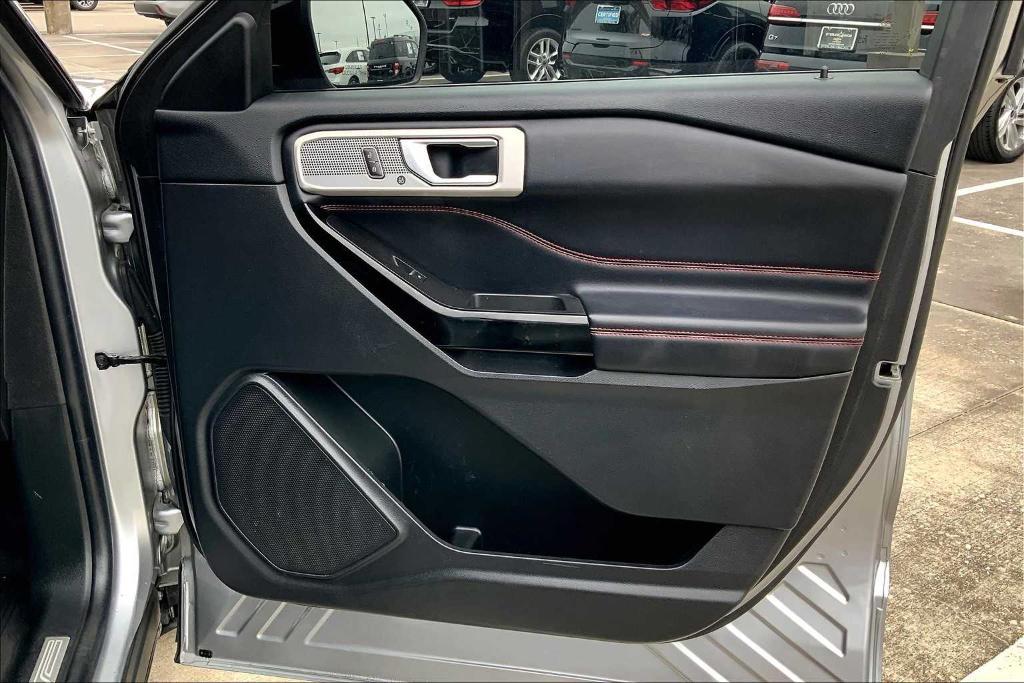 used 2022 Ford Explorer car, priced at $29,998