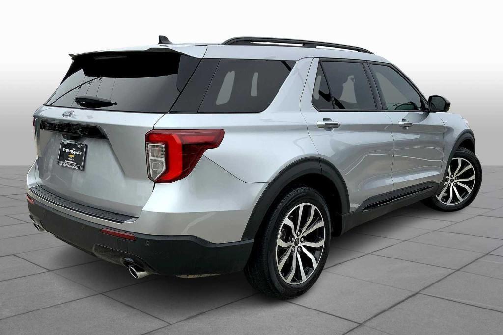 used 2022 Ford Explorer car, priced at $29,998