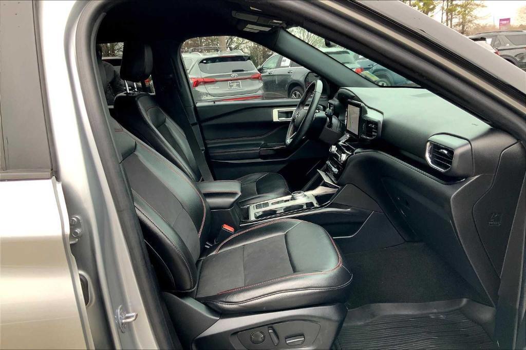 used 2022 Ford Explorer car, priced at $29,998