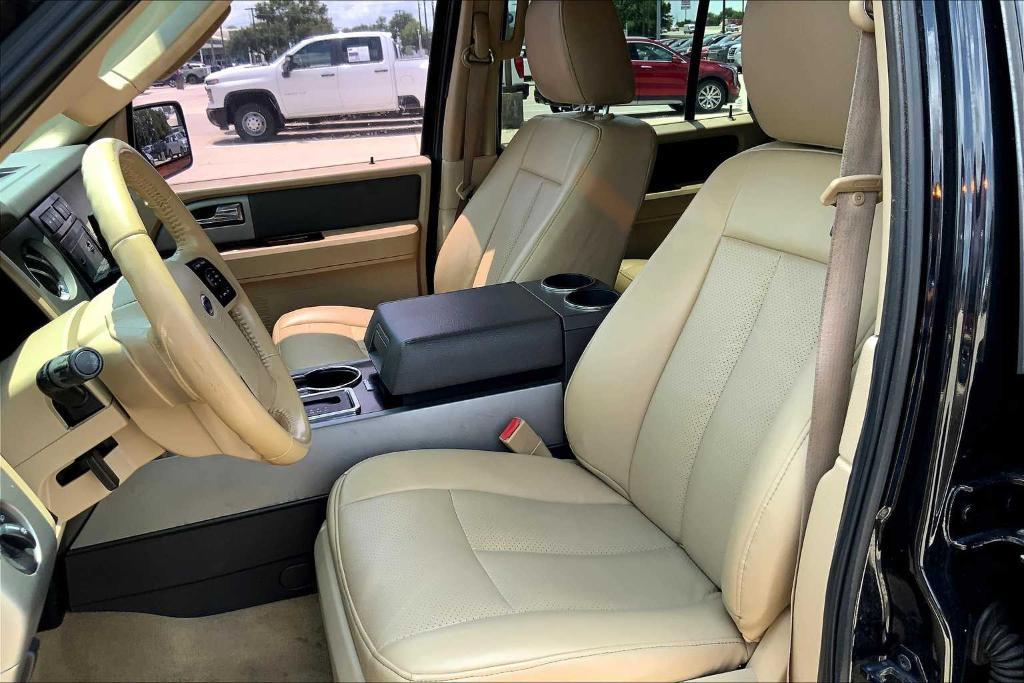 used 2014 Ford Expedition car, priced at $11,774