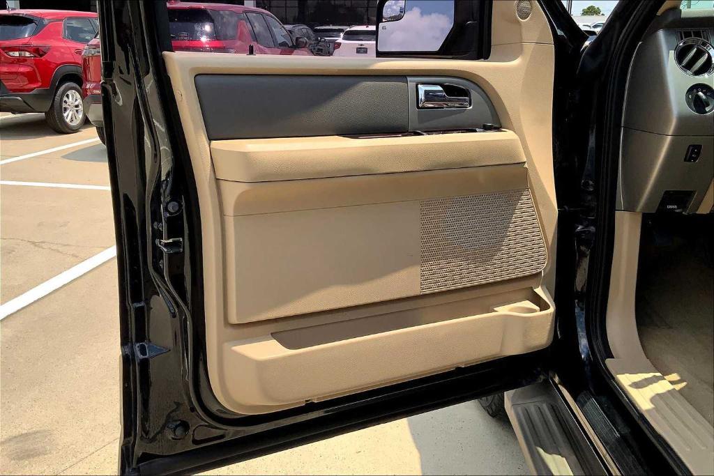 used 2014 Ford Expedition car, priced at $11,774