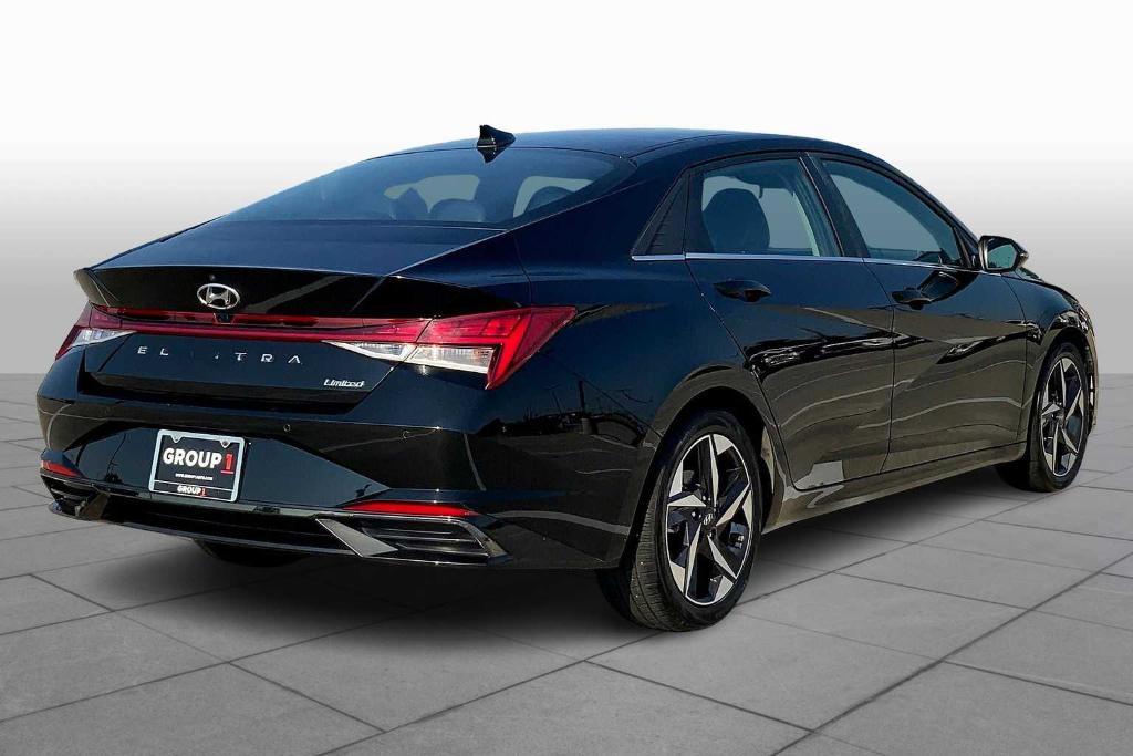 used 2021 Hyundai Elantra car, priced at $18,118