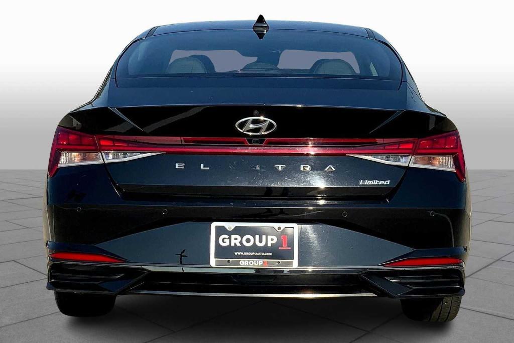 used 2021 Hyundai Elantra car, priced at $18,118