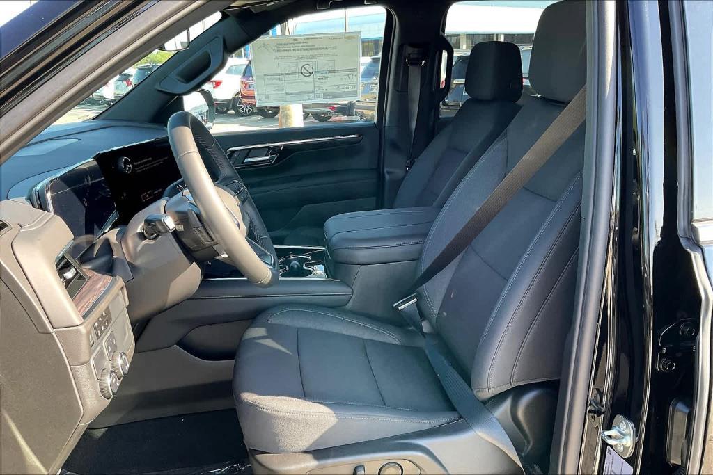 new 2025 Chevrolet Suburban car, priced at $64,595