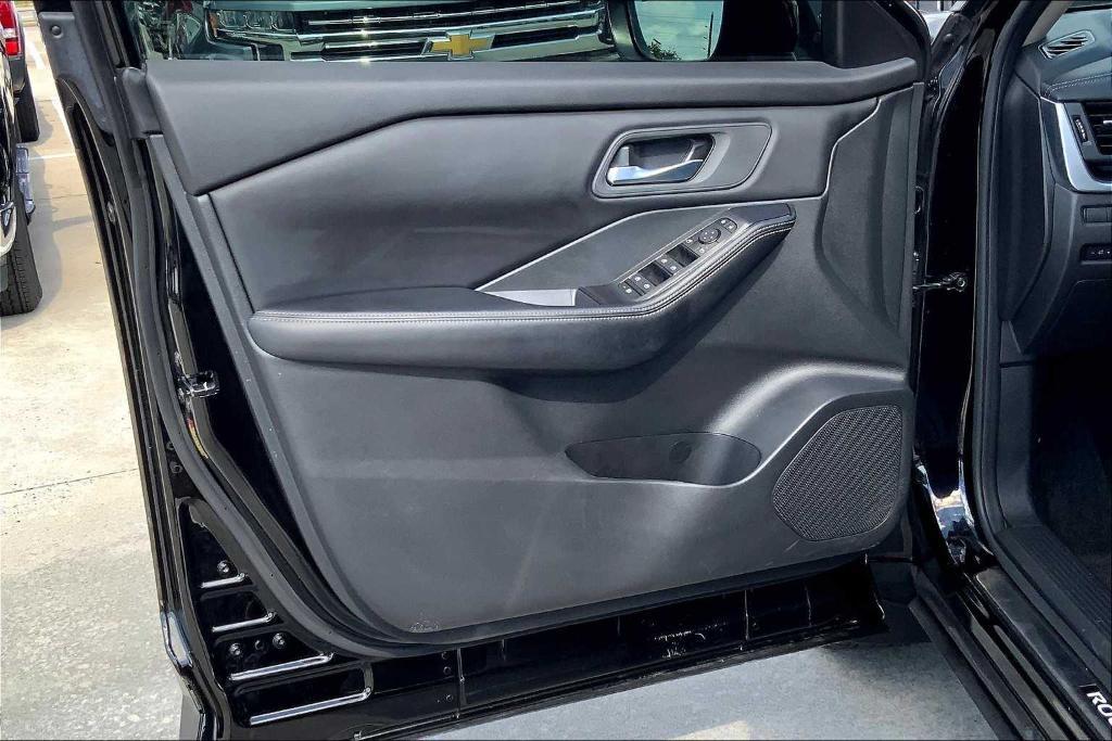 used 2024 Nissan Rogue car, priced at $22,998