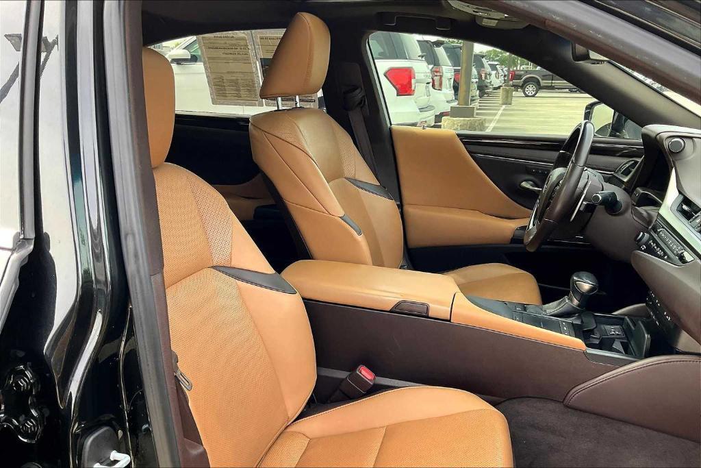 used 2019 Lexus ES 350 car, priced at $25,788