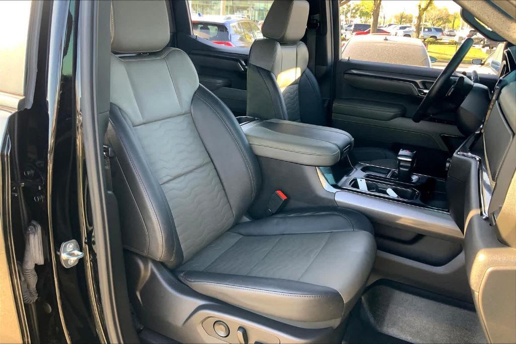 used 2024 Chevrolet Silverado 1500 car, priced at $62,997