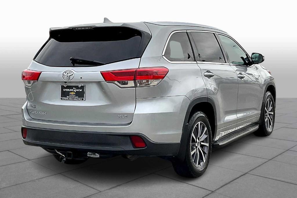 used 2017 Toyota Highlander car, priced at $20,888