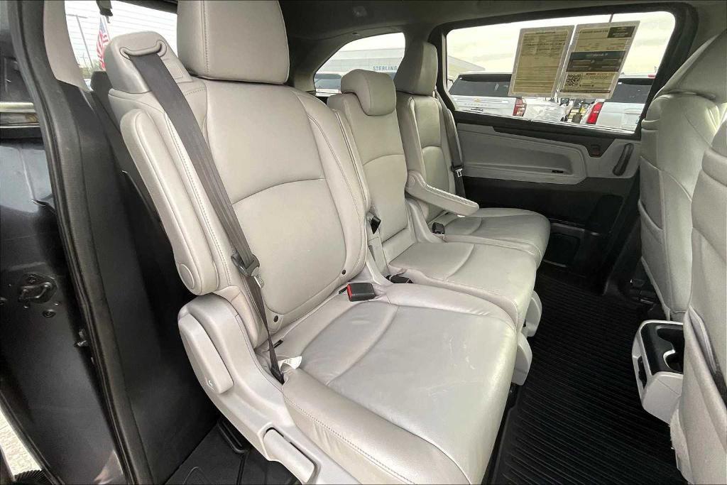 used 2018 Honda Odyssey car, priced at $16,275