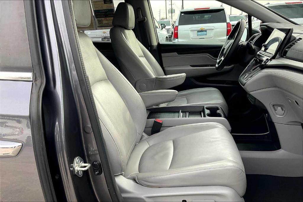 used 2018 Honda Odyssey car, priced at $16,275