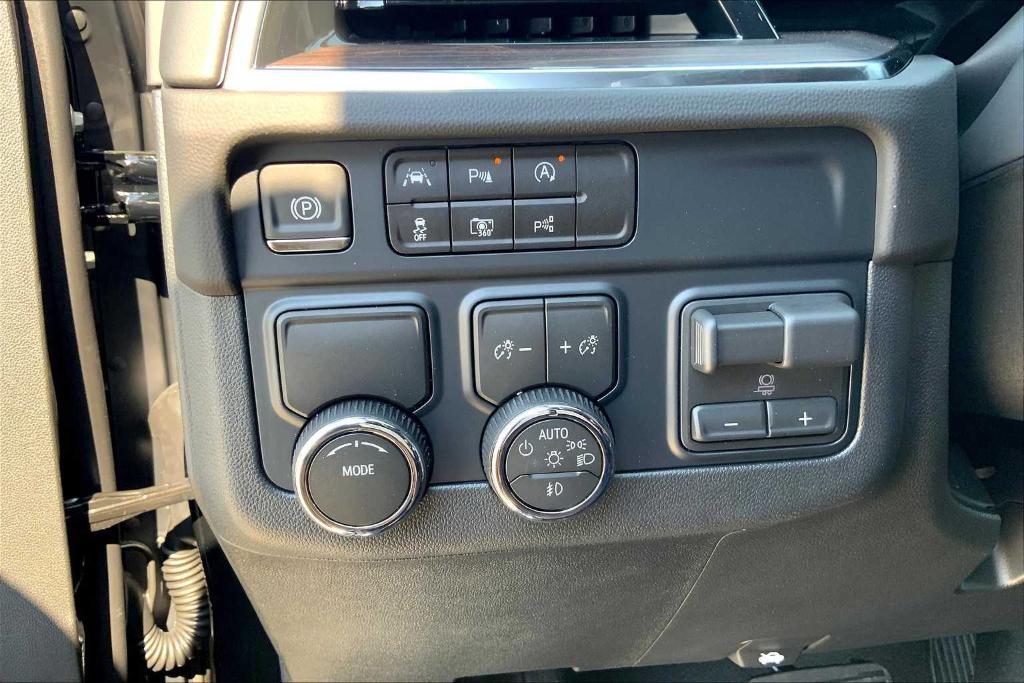 new 2026 Chevrolet Suburban car, priced at $72,749