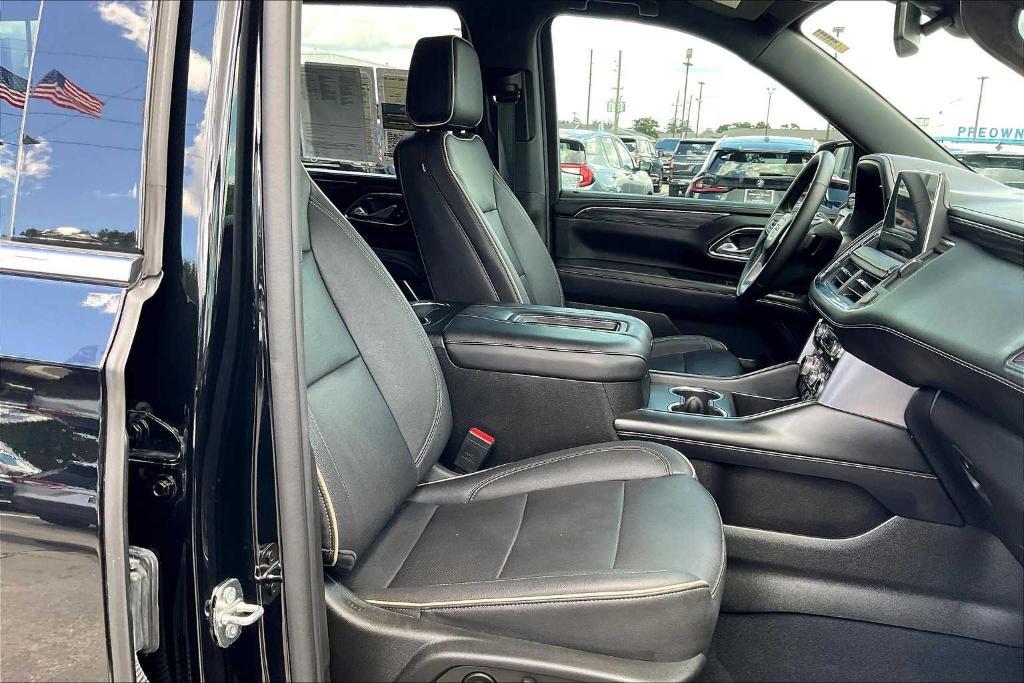 used 2023 GMC Yukon car, priced at $47,652