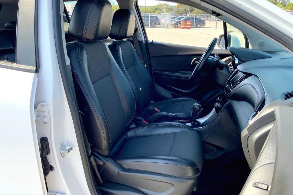 used 2022 Chevrolet Trax car, priced at $17,233