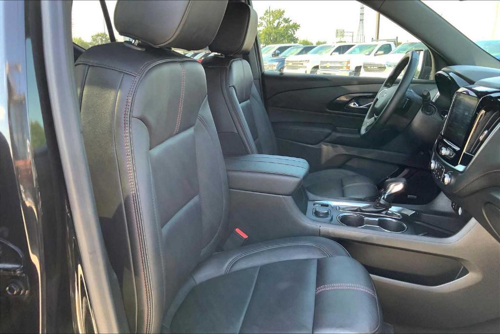 used 2023 Chevrolet Traverse car, priced at $34,478