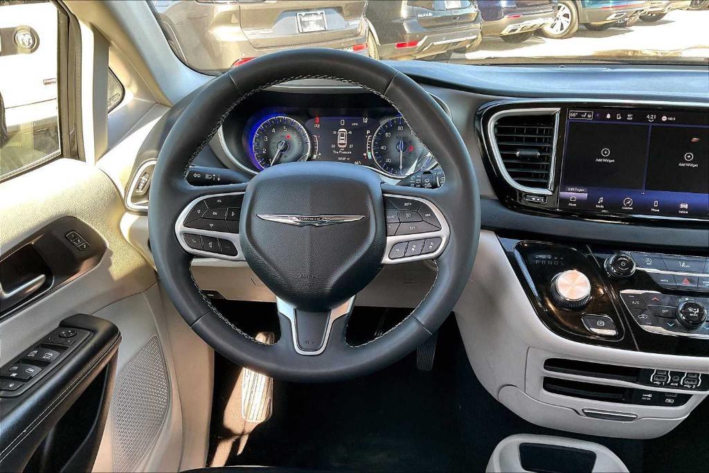 used 2022 Chrysler Pacifica car, priced at $23,486