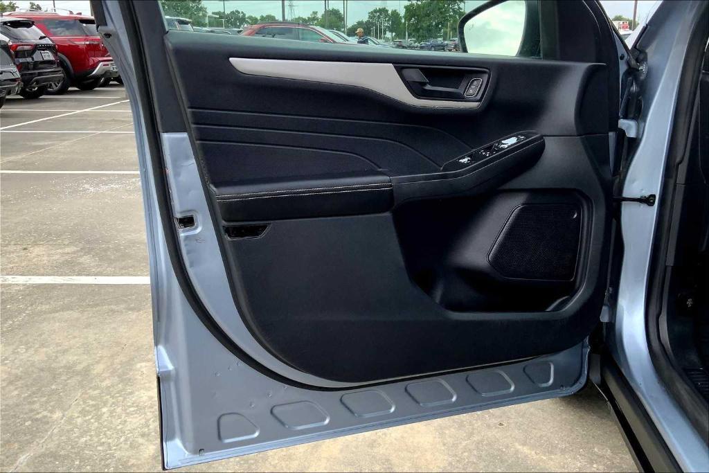 used 2022 Ford Escape car, priced at $20,817