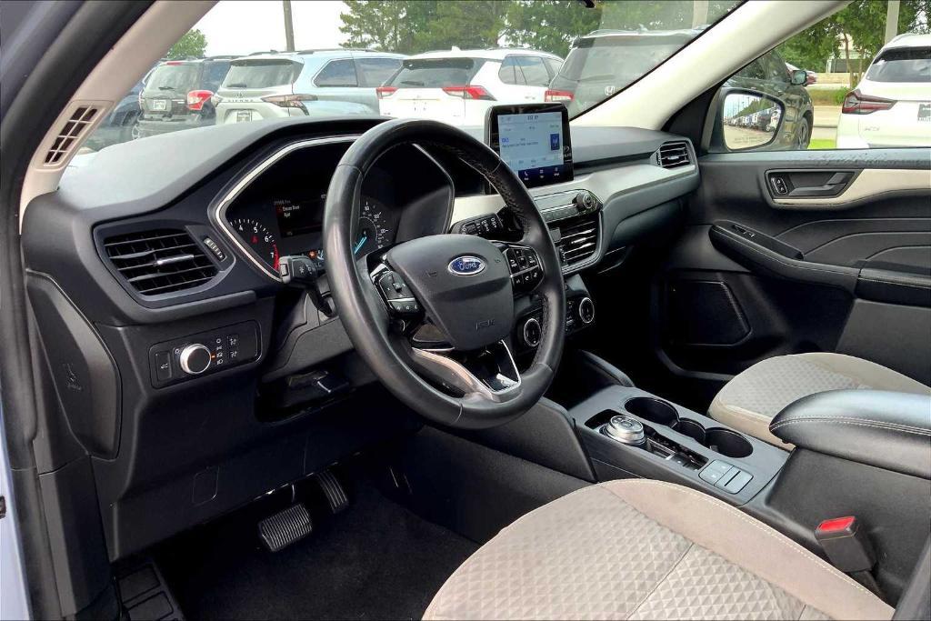 used 2022 Ford Escape car, priced at $20,817