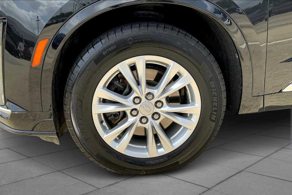 used 2024 Cadillac XT6 car, priced at $33,444